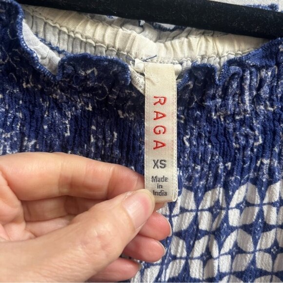 Raga Anthropologie Luana Off-The-Shoulder Romper Pom Pom sleeve Sz XS - Picture 7 of 10